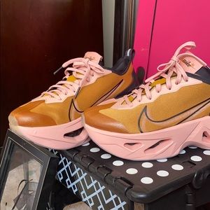 SOLD🚨NIKE ZOOM X VISTA GRIND